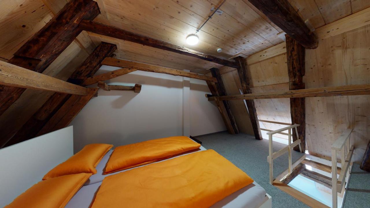 Karl V - Geschichte Leben Im Herzen Der Altstadt Schwäbisch Hall Esterno foto